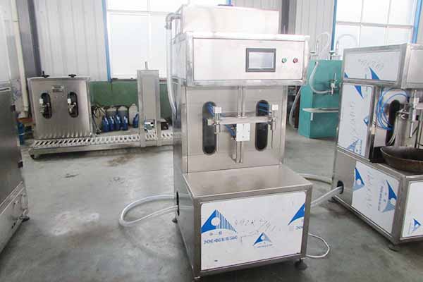 semi automatic filling machine